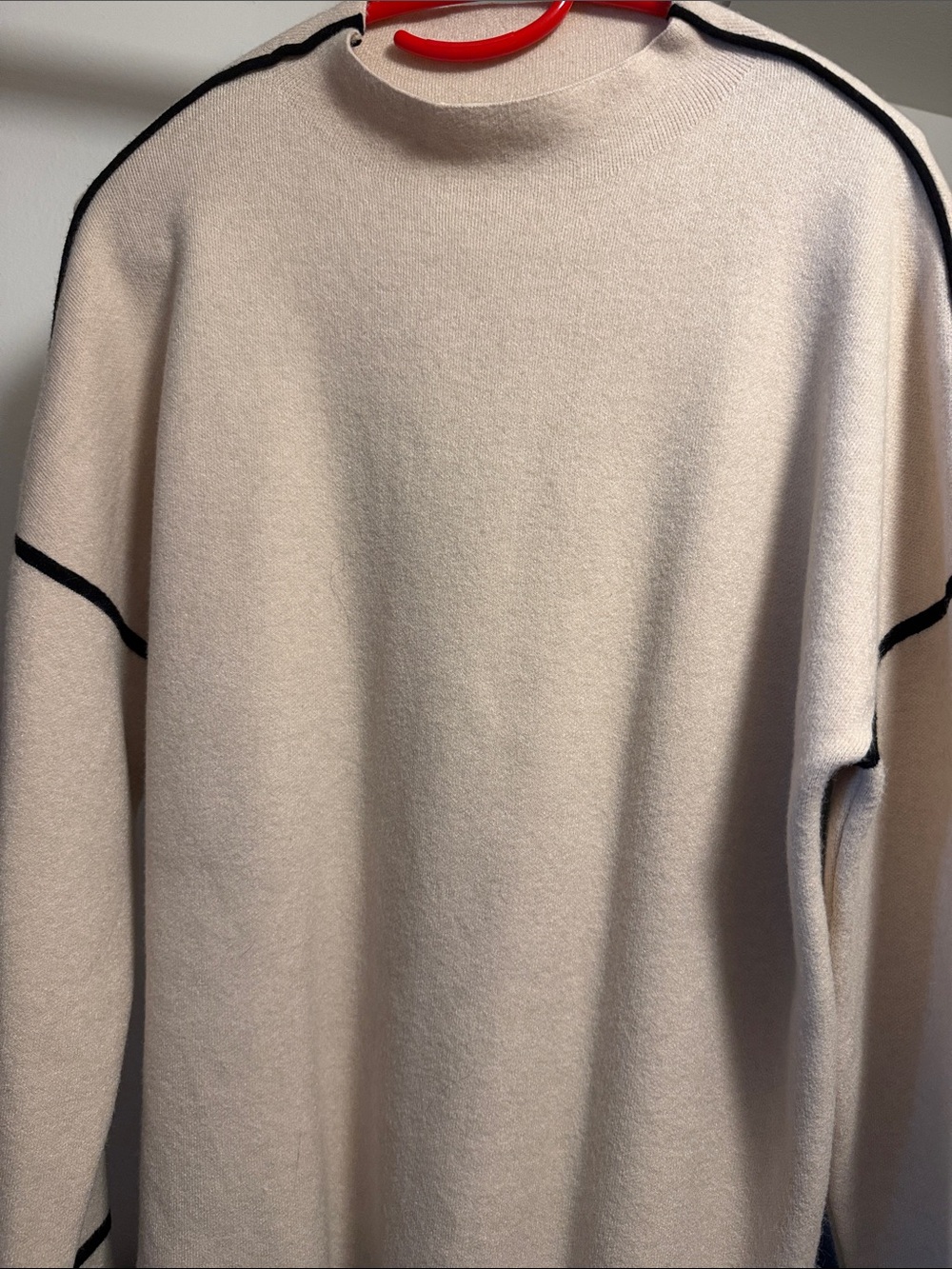 Ladies Cream Crewneck Sweater with Contrast Piping!